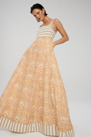 
                      
                        MORSKA DOLL MAXI
                      
                    