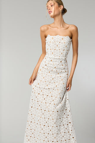 
                      
                        EVIE STRAPLESS MIDI DRESS
                      
                    