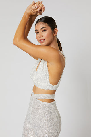
                      
                        HUSK V CROP TOP
                      
                    
