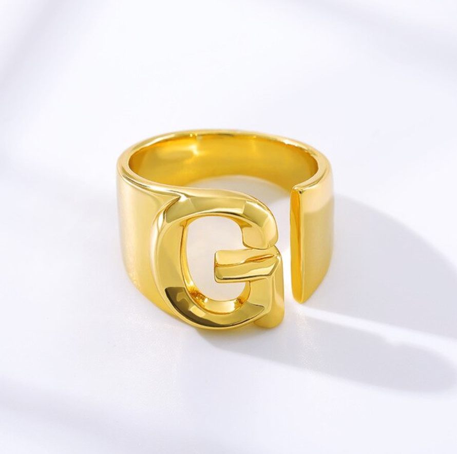 Gucci initial ring gold deals