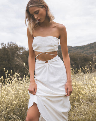 
                      
                        BLANCHE TUBE TOP
                      
                    