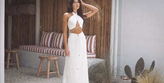 
                      
                        ZURIA SKIRT WHITE
                      
                    